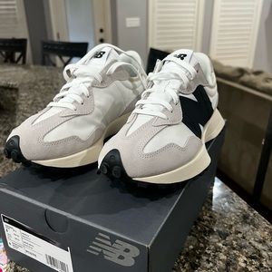 Ladies size 8 new balance. New in box never worn